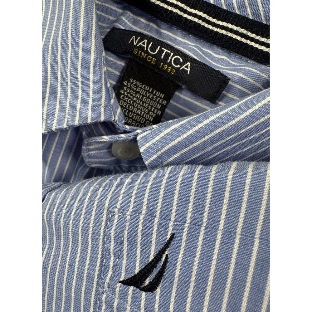 Nautica Boys Button Up Dress Shirt Blue White‎ Stripe 16